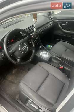 Седан Audi A4 2001 в 