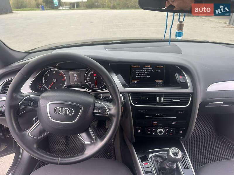 Универсал Audi A4 2013 в Хотине