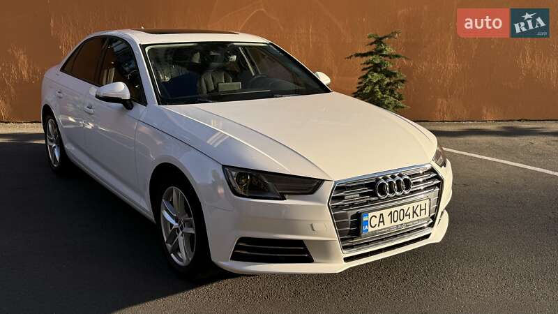 Седан Audi A4 2016 в Одессе