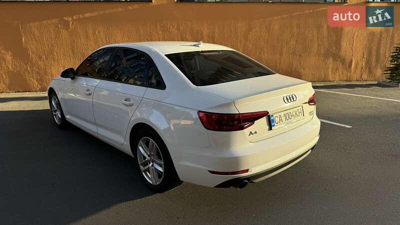 Седан Audi A4 2016 в Одессе