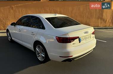 Седан Audi A4 2016 в 