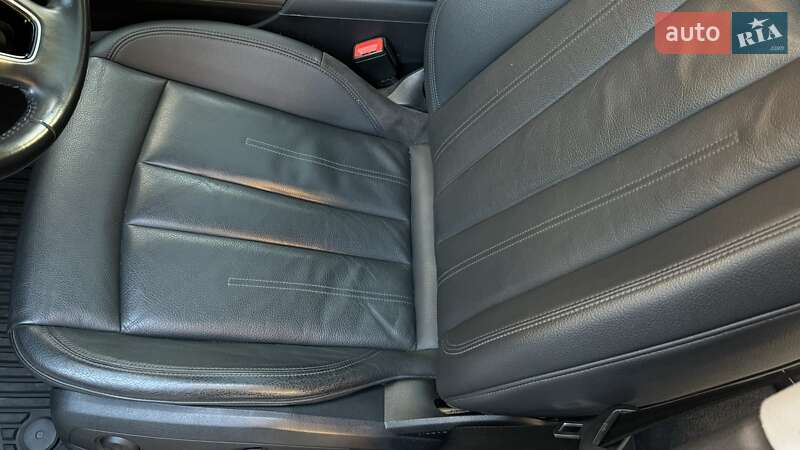 Седан Audi A4 2016 в Одессе