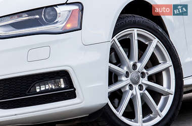 Седан Audi A4 2014 в 