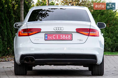 Седан Audi A4 2014 в 