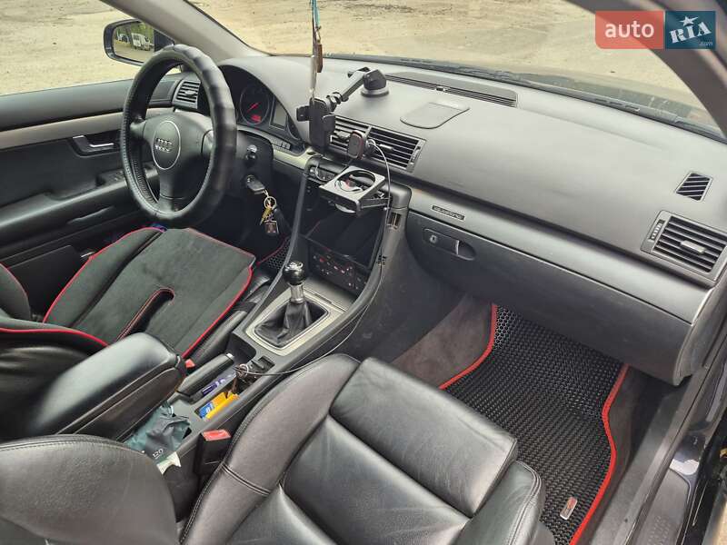 Универсал Audi A4 2002 в Петропавловке