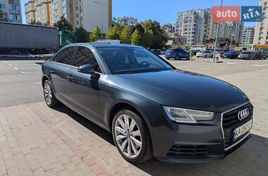Седан Audi A4 2017 в 