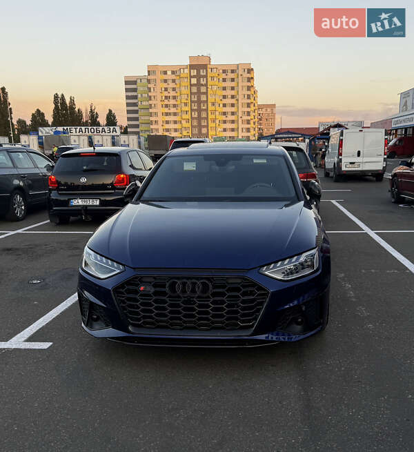 Седан Audi A4 2021 в Черкассах