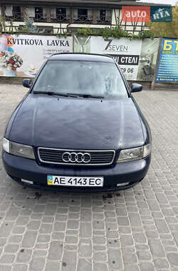 Седан Audi A4 1997 в Кривому Розі