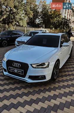 Седан Audi A4 2014 в 