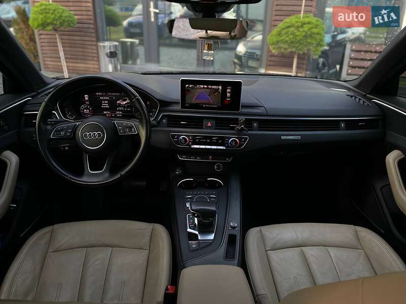 Седан Audi A4 2016 в Львове