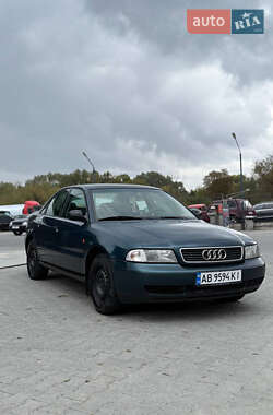 Седан Audi A4 1996 в Хмельницком