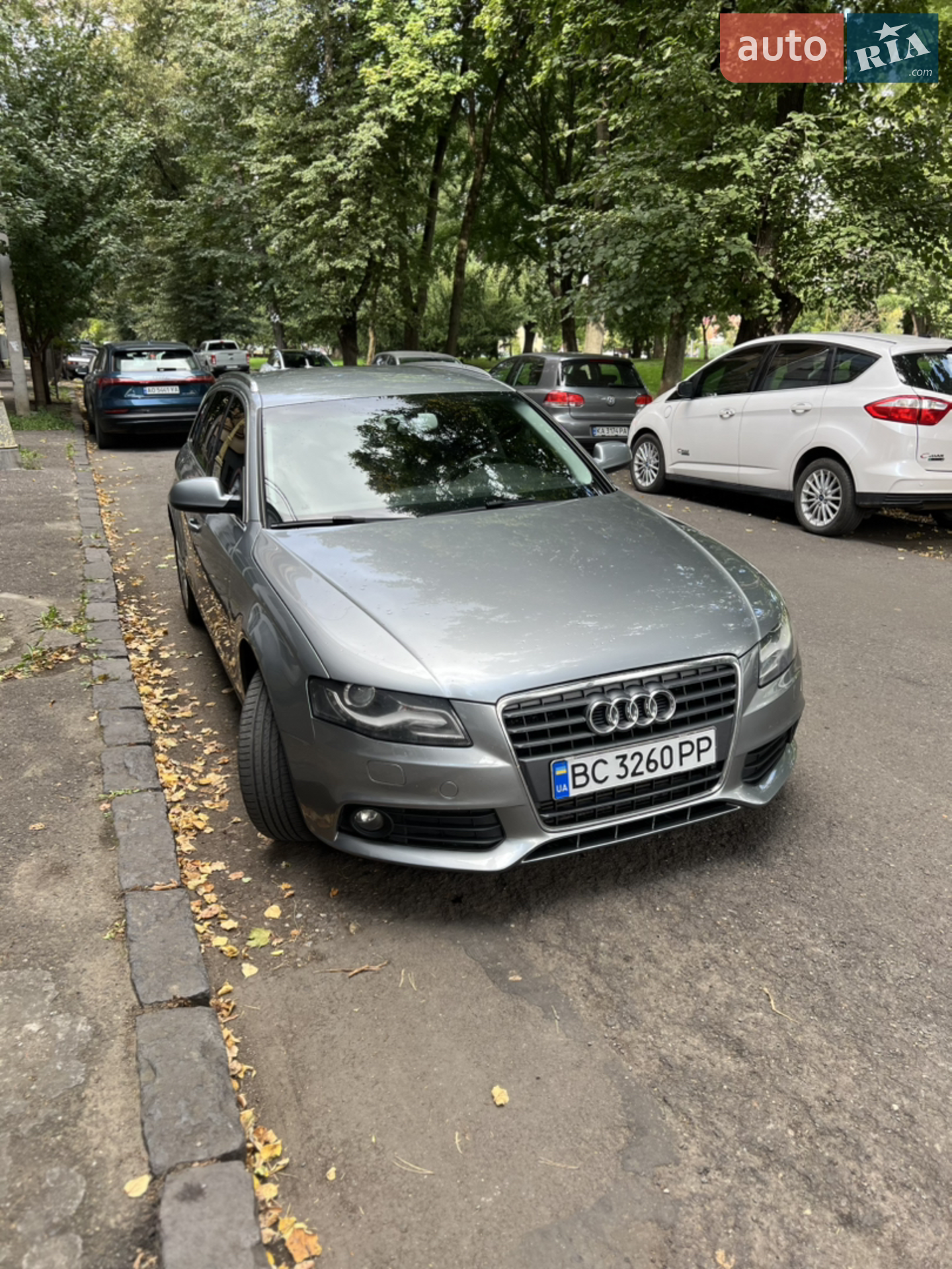 2010 Audi A4 - мініатюра 3