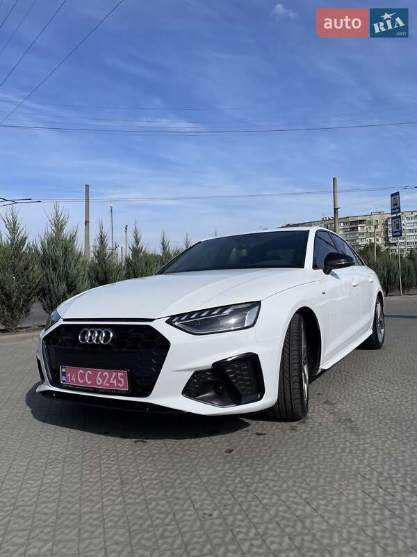 Седан Audi A4 2024 в 