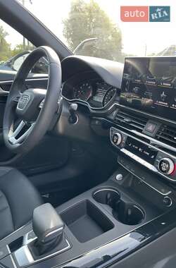 Седан Audi A4 2024 в 