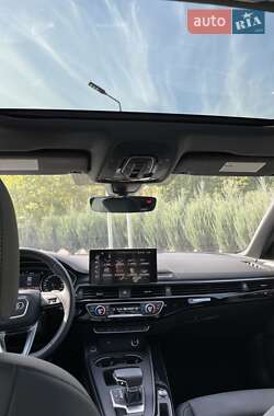 Седан Audi A4 2024 в 