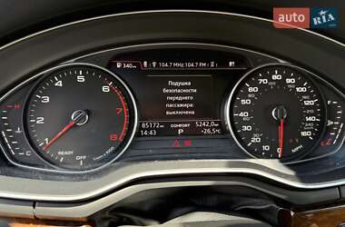 Седан Audi A4 2016 в 