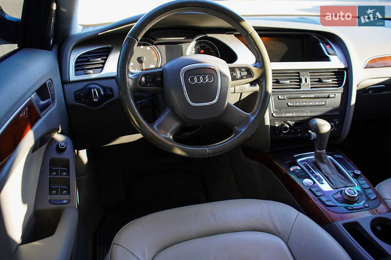 Универсал Audi A4 2009 в Житомире