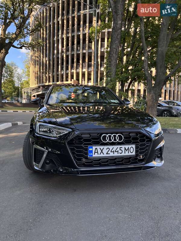 Седан Audi A4 2020 в Харькове