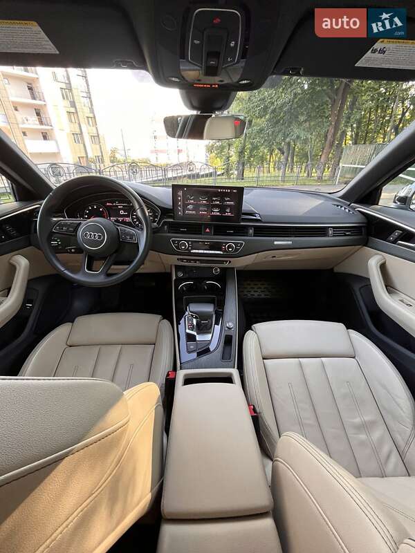 Седан Audi A4 2020 в Харькове