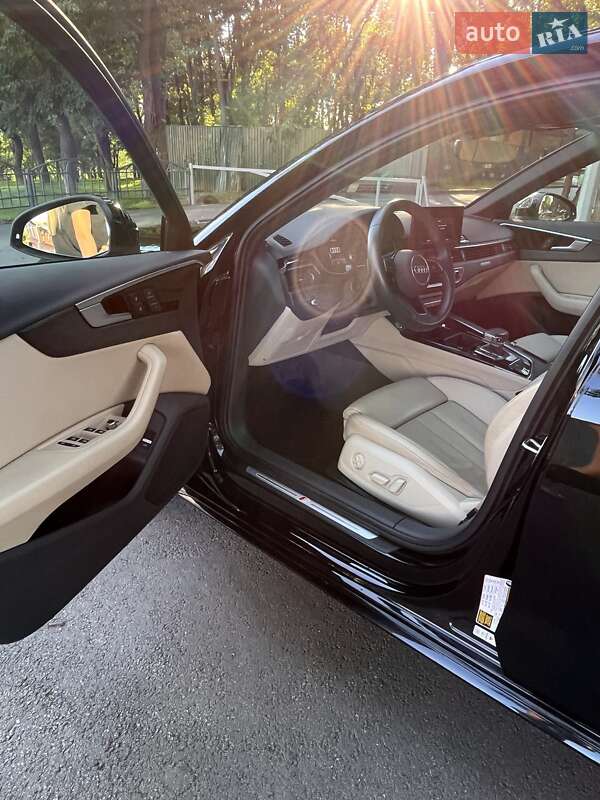 Седан Audi A4 2020 в Харькове