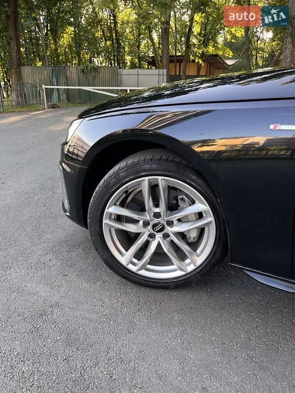 Седан Audi A4 2020 в Харькове