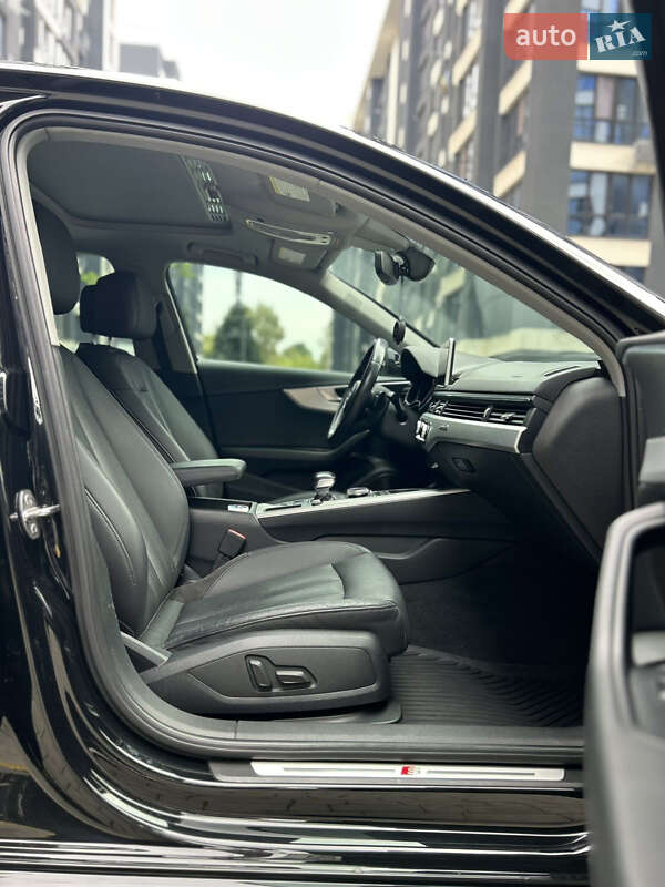 Седан Audi A4 2016 в Ивано-Франковске