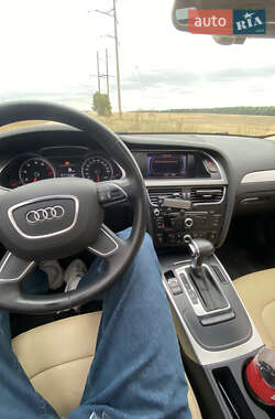 Седан Audi A4 2014 в 