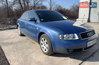 Седан Audi A4 2001 в 