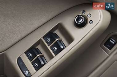 Седан Audi A4 2012 в 