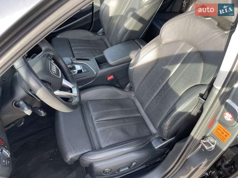 Универсал Audi A4 2019 в Львове