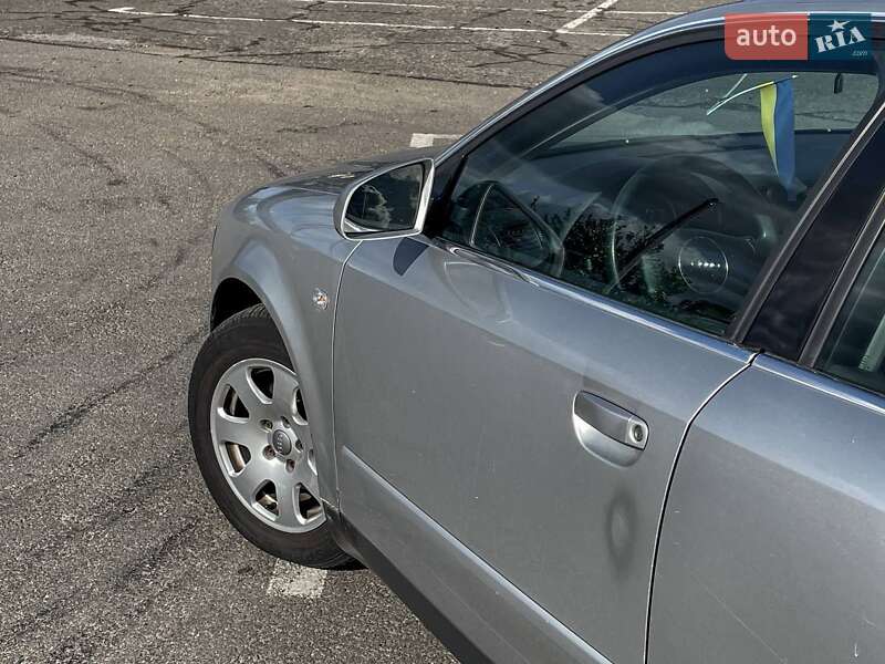 Універсал Audi A4 2002 в Києві
