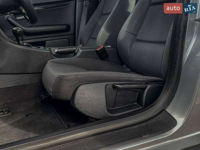 Універсал Audi A4 2002 в Києві