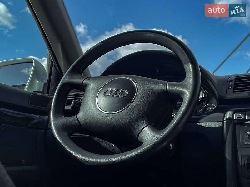 Універсал Audi A4 2002 в Києві