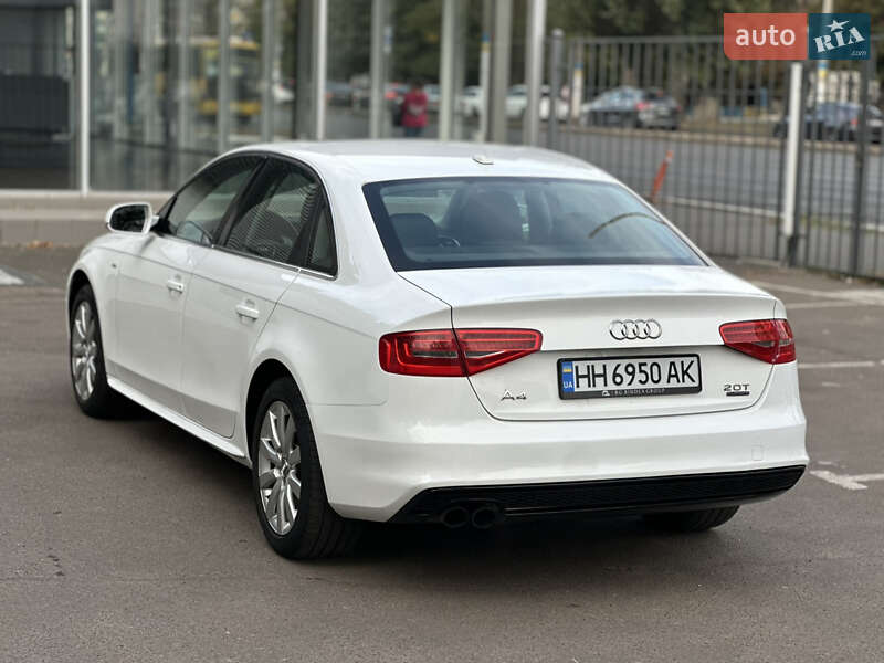 Седан Audi A4 2014 в Одесі