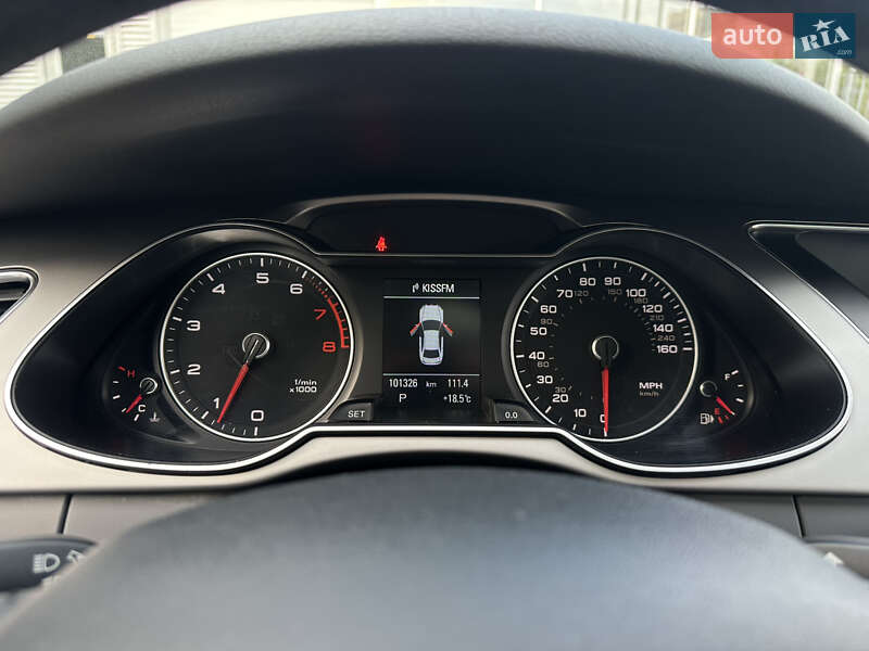 Седан Audi A4 2014 в Одесі