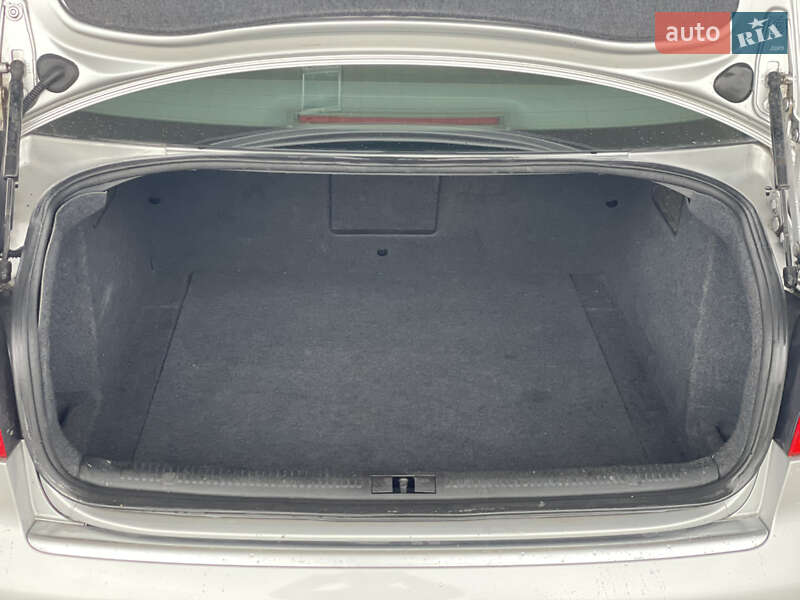Седан Audi A4 2002 в Корсунь-Шевченківському
