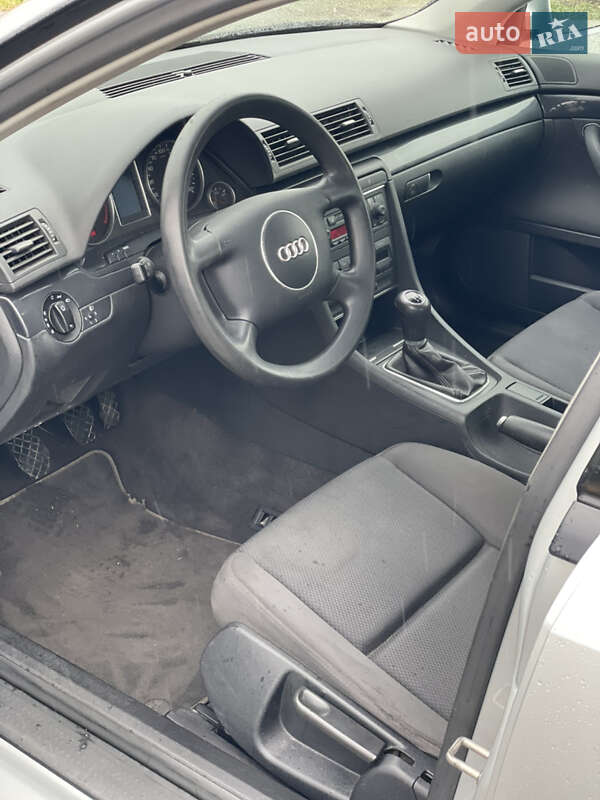 Седан Audi A4 2002 в Корсунь-Шевченківському