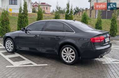 Седан Audi A4 2010 в 