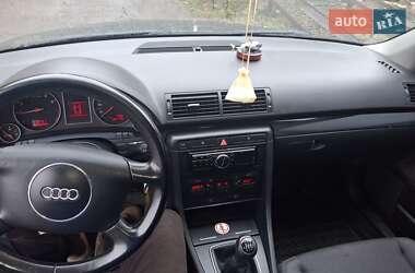 Универсал Audi A4 2004 в 