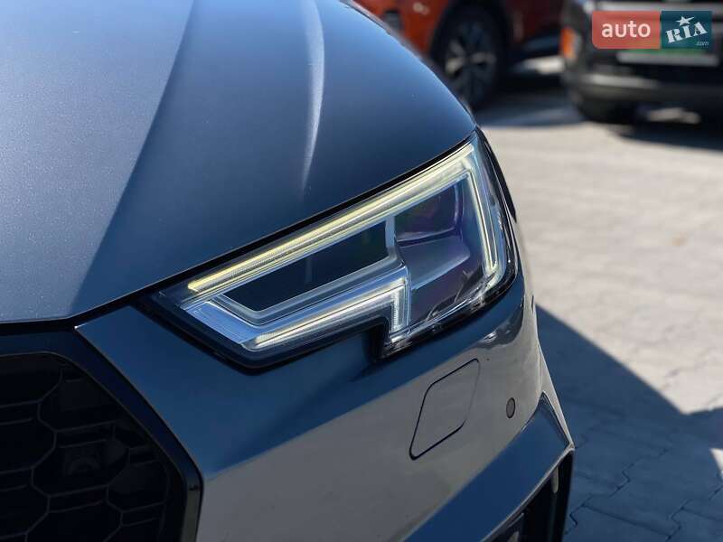 Седан Audi A4 2016 в Киеве
