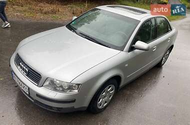 Седан Audi A4 2002 в 