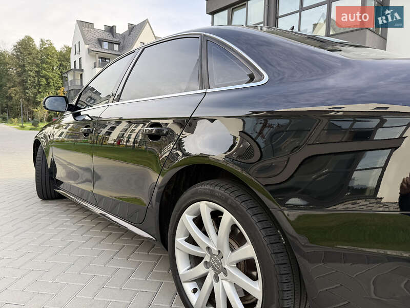 Седан Audi A4 2013 в Києві
