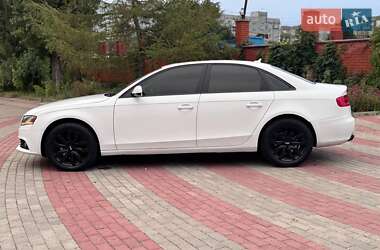 Седан Audi A4 2010 в 