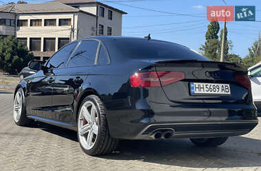 Седан Audi A4 2013 в Одесі