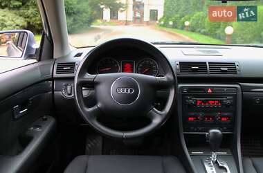 Универсал Audi A4 2004 в 