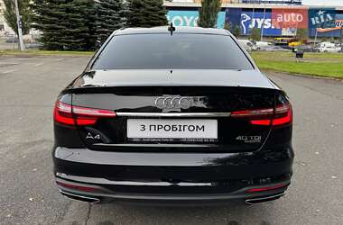 Седан Audi A4 2022 в 