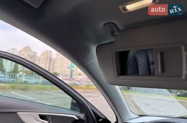Седан Audi A4 2022 в 