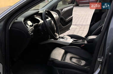 Седан Audi A4 2012 в 