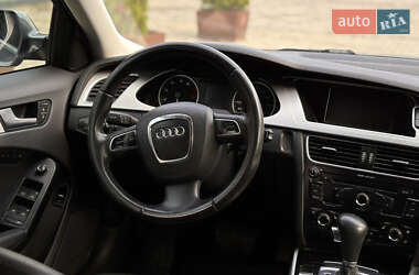 Седан Audi A4 2012 в 