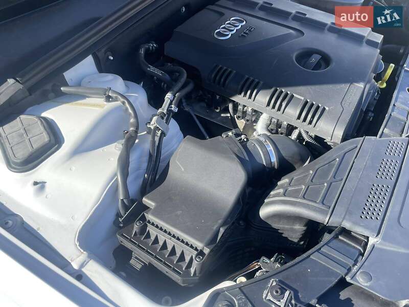 Седан Audi A4 2014 в Харькове
